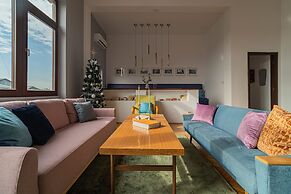 Spacious 3BR Atrium Penthouse Balcony Cismigiu