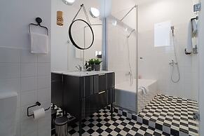 Spacious 3BR Atrium Penthouse Balcony Cismigiu