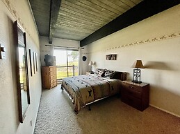 Ski-in/ski-out Mountain Side - Winter Shuttle Wifi Fireplace