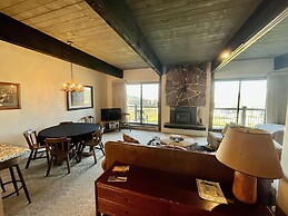 Ski-in/ski-out Mountain Side - Winter Shuttle Wifi Fireplace