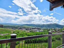 Ski-in/ski-out Mountain Side - Winter Shuttle Wifi Fireplace