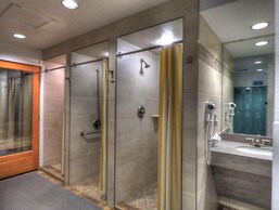 Ski-in/ski-out Mountain Side - Winter Shuttle Wifi Fireplace