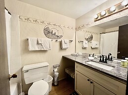 Ski-in/ski-out Mountain Side - Winter Shuttle Wifi Fireplace