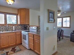 Corner Unitground Floor + Hot Tubspatio W/D in Unit