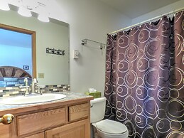 Corner Unitground Floor + Hot Tubspatio W/D in Unit