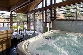 Corner Unitground Floor + Hot Tubspatio W/D in Unit