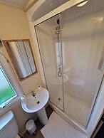 Serene Chalet Retreat in Chichester