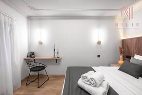 Esther Suites, Nilie Hospitality MGMT