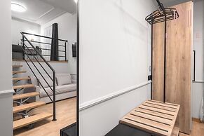 Esther Suites, Nilie Hospitality MGMT