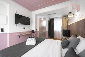 Esther Suites, Nilie Hospitality MGMT