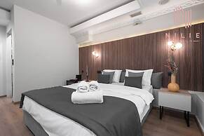 Esther Suites, Nilie Hospitality MGMT