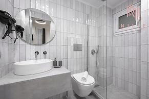 Esther Suites, Nilie Hospitality MGMT