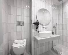 Esther Suites, Nilie Hospitality MGMT