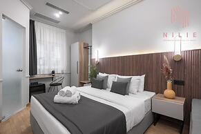 Esther Suites, Nilie Hospitality MGMT