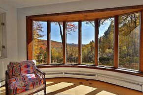 Mountainview Escape 4 Bedroom Home