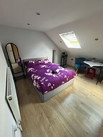 Comfy Friendly Stay