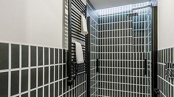 Bright Studio With gym and Coworking, Milan