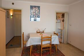 Huize Noordzee Located Directly on the Beach