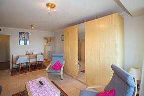 Huize Noordzee Located Directly on the Beach