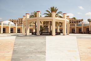 Pretty Villa With Balcony