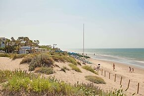 Studio in Marbella Beachfront With Pool