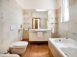 Fontana Bayside Park