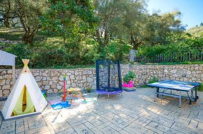 Villa Kambos Saint Stephanos