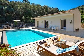 Villa Kambos Saint Stephanos