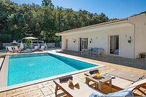 Villa Kambos Saint Stephanos