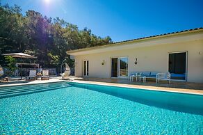 Villa Kambos Saint Stephanos