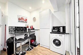 Warland House London