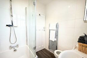 Warland House London