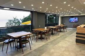 NORTH STAR RESORT HOTEL