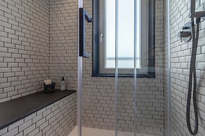 Il Faro luxury rooms & lounge