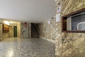 Il Faro luxury rooms & lounge