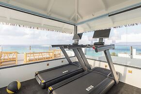 Arrival Beach and Spa at Gulhi