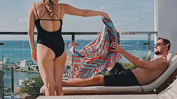 Arrival Beach and Spa at Gulhi