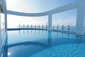 Arrival Beach and Spa at Gulhi