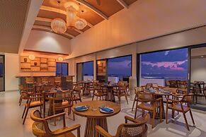 Arrival Beach and Spa at Gulhi