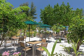 Arrival Beach and Spa at Gulhi