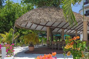 Arrival Beach and Spa at Gulhi