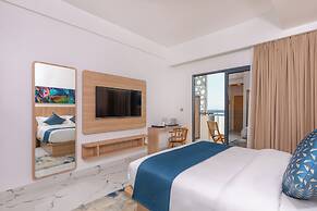 Arrival Beach and Spa at Gulhi