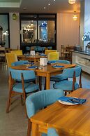 Arrival Beach and Spa at Gulhi