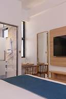 Arrival Beach and Spa at Gulhi