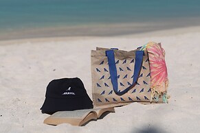 Arrival Beach and Spa at Gulhi