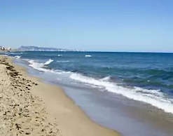 Iris - Apartment In Grau I Platja. Free Wifi