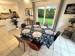 Single Storey House With Garden