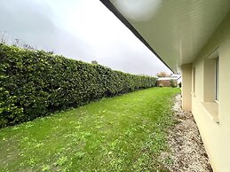 Single Storey House With Garden