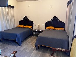 Hotel River Blue