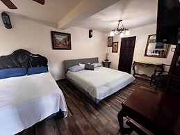Hotel River Blue